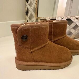 UGG Chestnut Shearling Boots
